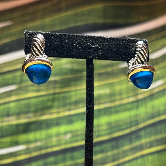 VTG| Faceted Blue Crystal & Silver Dangle Earrings Set 💙✨ - Picture 6 of 10